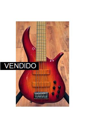 F Bass BN5 Redburst (usado) F Bass BN5 Redburst (usado)
